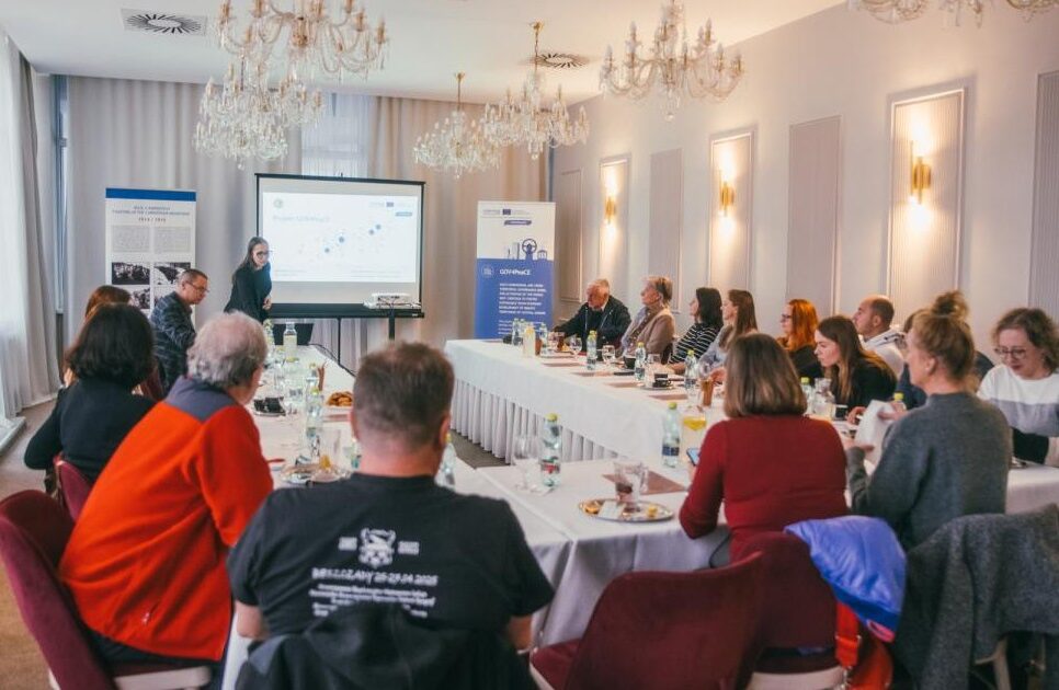 Delegacja z Gorlic na warsztatach transgranicznych projektu GOV4PeaCE w Medzilaborcach. Gorlice