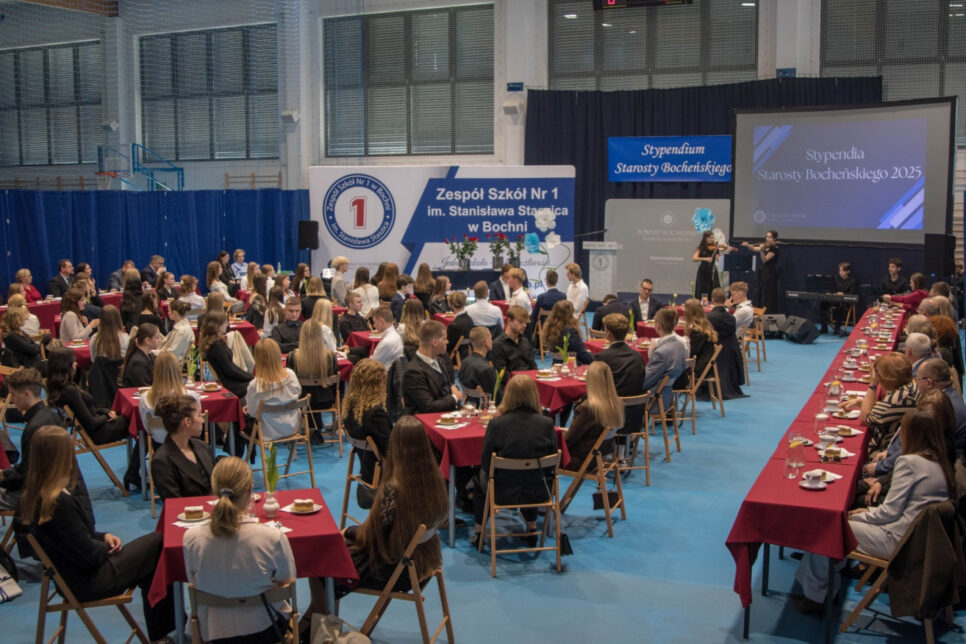 Stypendia i Nagrody Starosty Bocheńskiego dla uczniów i nauczycieli. Bochnia
