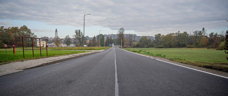 Bezpieczniej i wygodniej – zakończono remont drogi powiatowej w Bieczu. Gorlice