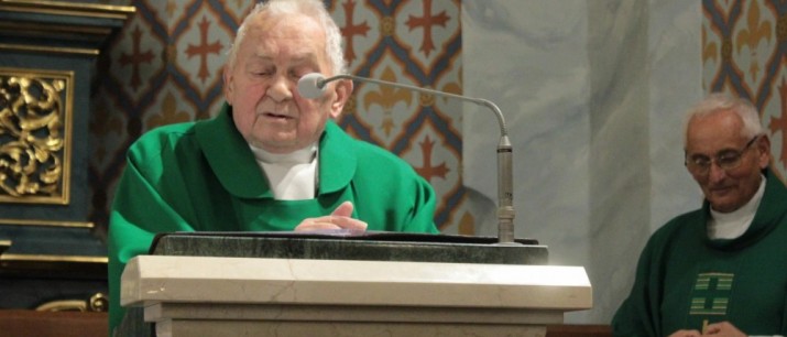 Ks. Karol Jarosz Honorowym Obywatelem Myślenic. Gmina Myślenice