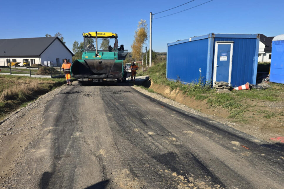 Remont drogi gminnej w Uszwi. Gmina Gnojnik