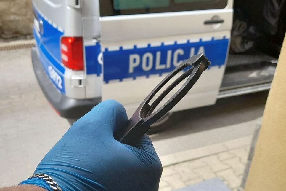 Areszt za usiłowanie rozboju z użyciem noża na turyście ze Słowacji. Zakopane