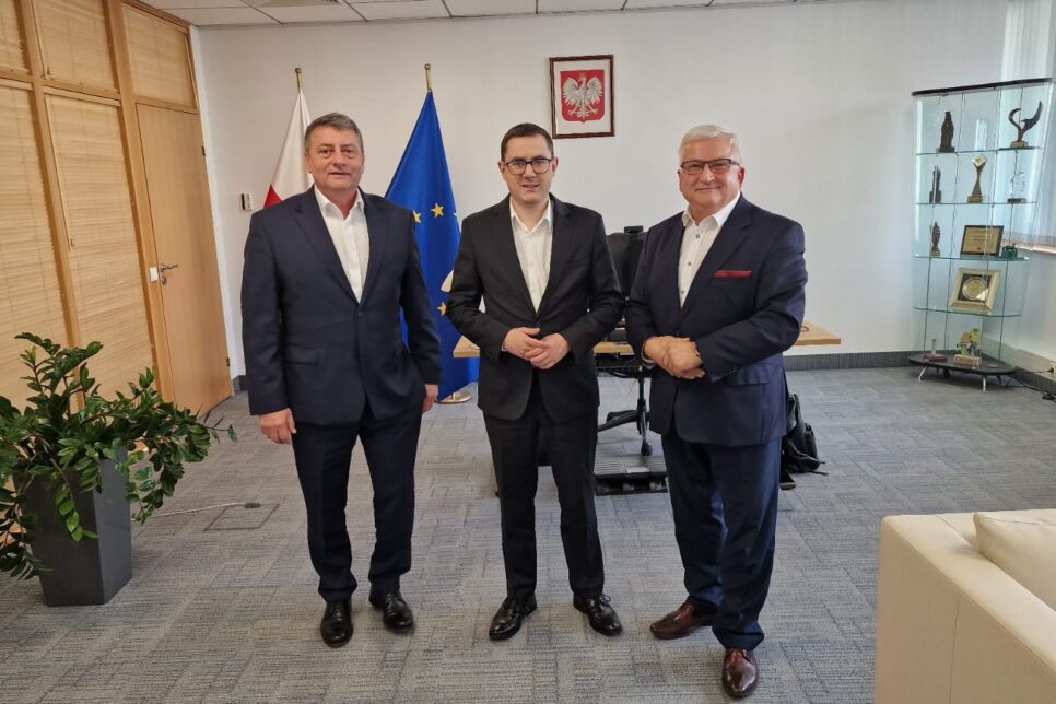 Dąbrowa Tarnowska zabiega o środki z KPO – spotkanie w Ministerstwie Energii i udział w konferencji technologicznej. Gmina Dąbrowa Tarnowska