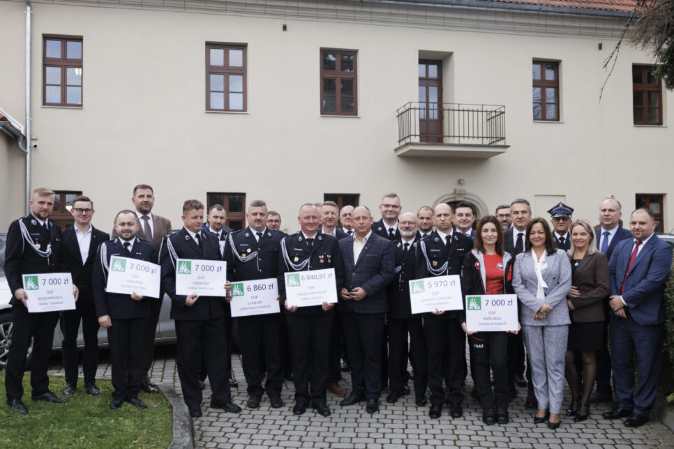 Inwestycja w bezpieczeństwo mieszkańców. Dofinansowanie dla jednostek Ochotniczych Straży Pożarnych z powiatów myślenickiego i suskiego. Małopolska