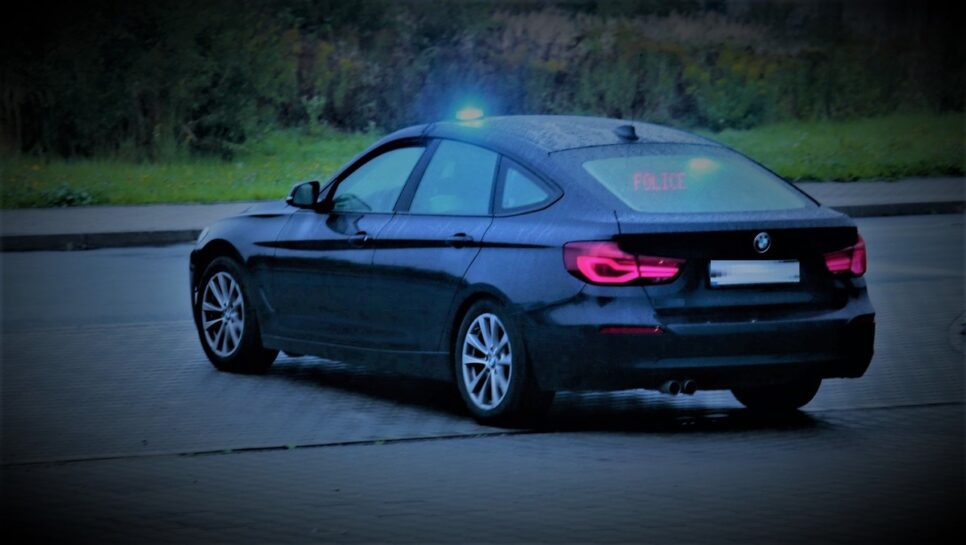 Gmina Zator. Kierowca dostawczaka usiłował wręczyć „łapówkę” policjantom z oświęcimskiej grupy Speed. Oświęcim