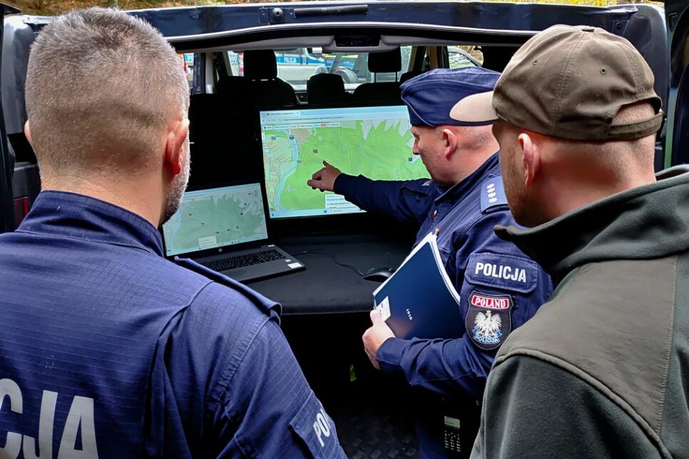Ćwiczenia dowódczo-sztabowe w powiecie wadowickim– działania poszukiwawcze w rejonie Góry Jaroszowickiej . Wadowice