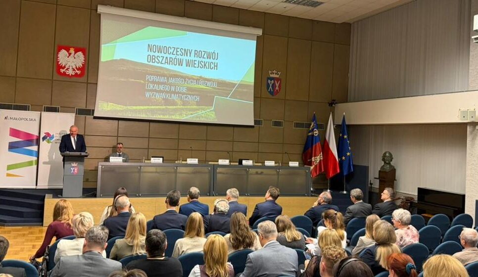 Konferencja pn. „Nowoczesny rozwój obszarów wiejskich – poprawa jakości życia i rozwoju lokalnego w dobie wyzwań klimatycznych”. Proszowice