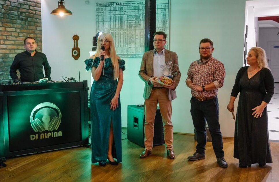 Zabawa Andrzejkowa na Osiedlu nr 10 „Skrzyńskich”. Gorlice