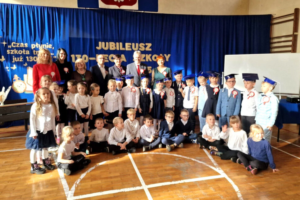 130 lat tradycji – jubileusz Szkoły Podstawowej nr 4 im. Orła Białego. Gmina Trzebinia
