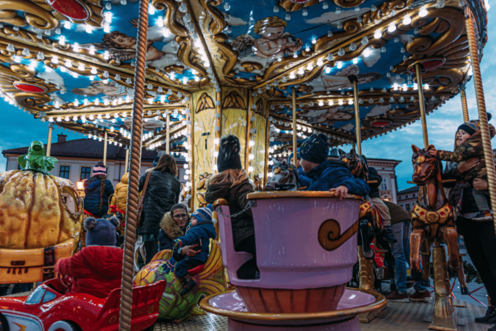 Magia Świąt w Wadowicach! Wigilia u Wojtyłów i Jarmark Bożonarodzeniowy już wkrótce!. Wadowice