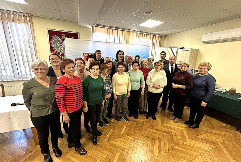 Spotkanie z seniorami w Rzezawie w ramach projektu „Małopolski ZaRadny Senior”. Gmina Rzezawa