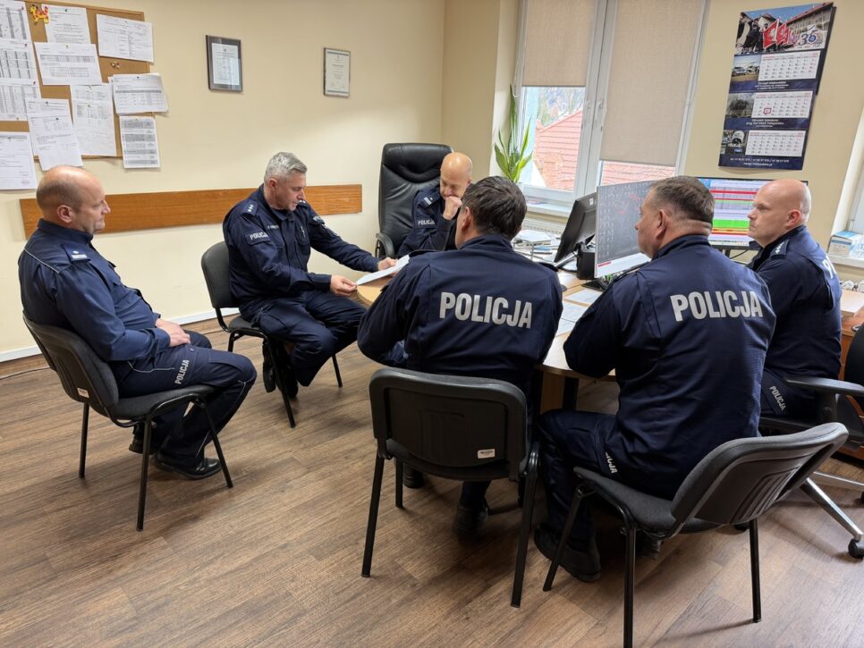 Ogólnopolskie ćwiczenia „EGIDA-25” w Komendzie Powiatowej Policji w Myślenicach. Myślenice