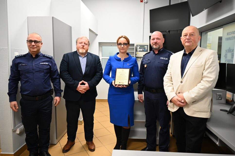 Remont pomieszczeń w Komendzie Powiatowej Policji w Bochni zakończony. Bochnia