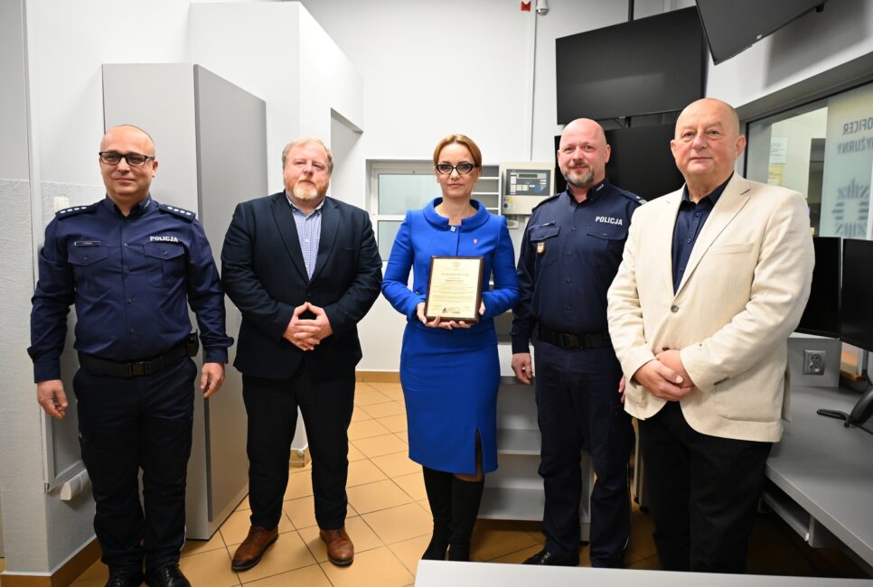 Remont pomieszczeń w Komendzie Powiatowej Policji w Bochni zakończony. Bochnia