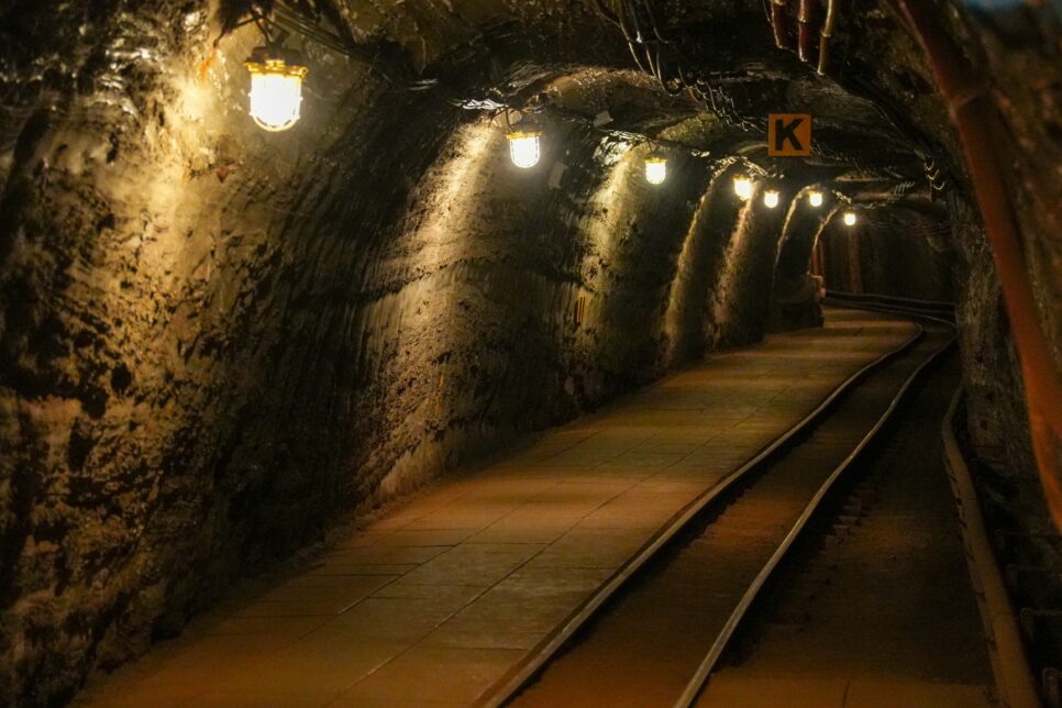 Uroczystości jubileuszowe 10-lecia Spółki Farmaceutyczne Produkty Bonifraterskie w Kopalni Soli w Bochni. Zakon Bonifratrzy Kraków