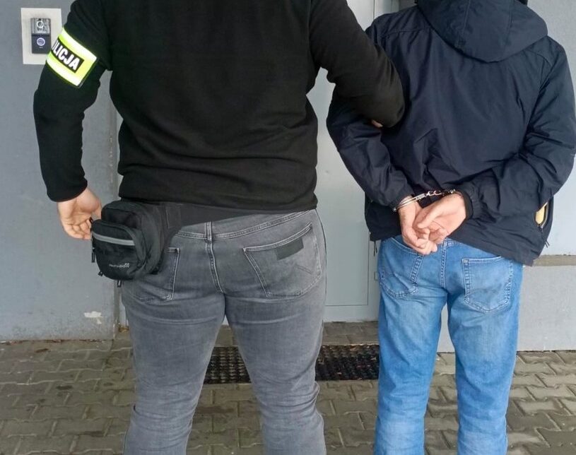 Usiłowali ukraść pojazd. Trafili do aresztu. Kraków