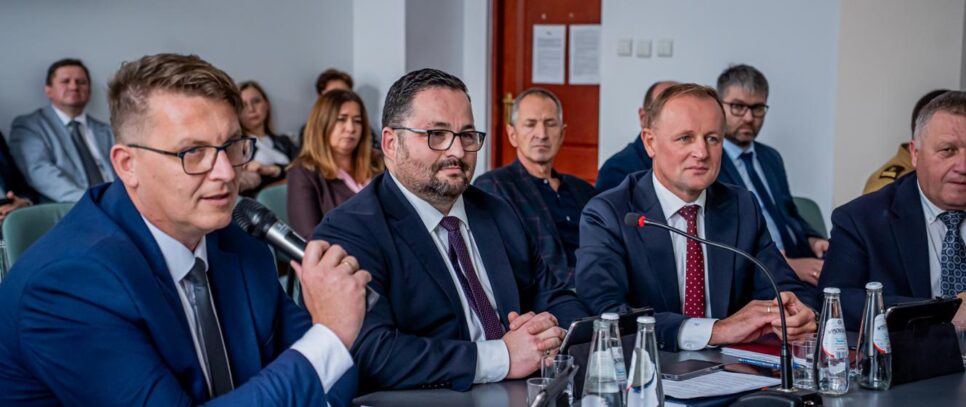 Za nami XVI Sesja Rady Powiatu Gorlickiego. Radni podjęli kolejne uchwały. Gorlice