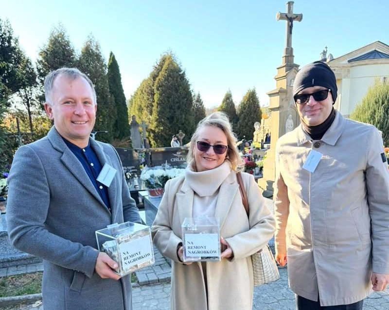 Kwesta na cmentarzu parafialnym w Sękowej z rekordowym wynikiem!. Gmina Sekowa