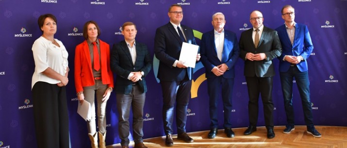 Podpisano umowę na budowę nowej drogi gminnej w Myślenicach. Gmina Myślenice