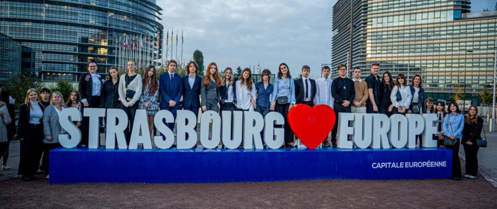 Młodzież z LO Biecz reprezentowała Polskę w Parlamencie Europejskim. Gorlice