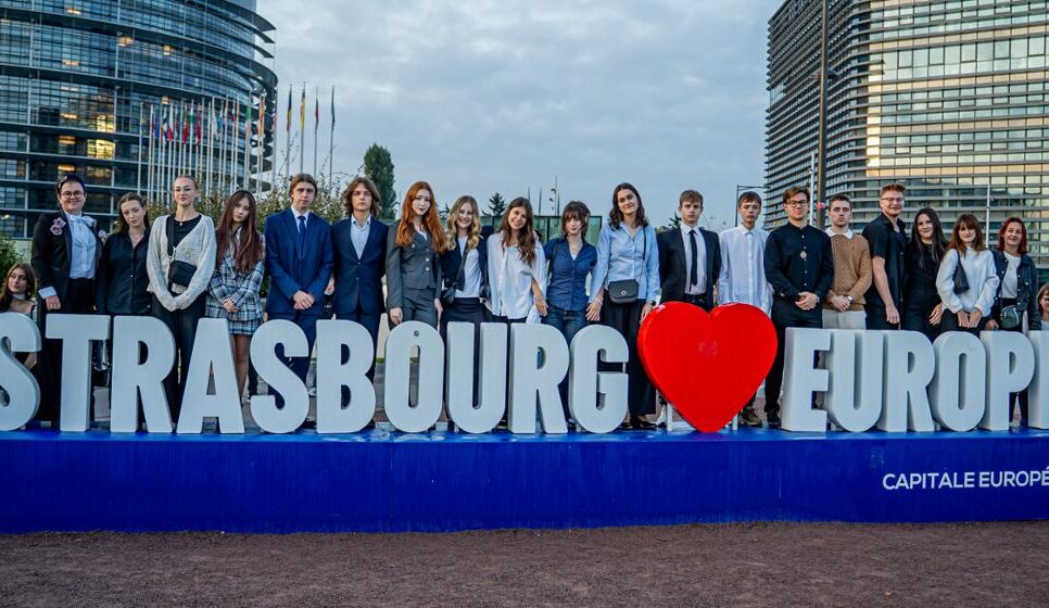Młodzież z LO Biecz reprezentowała Polskę w Parlamencie Europejskim. Gorlice
