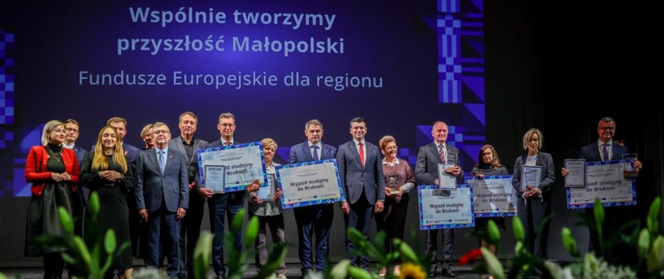 Wyróżnienie dla Gminy Kalwaria Zebrzydowska w konkursie „Wspólnie tworzymy przyszłość Małopolski-Fundusze Europejskie dla regionu”. Kalwaria Zebrzydowska