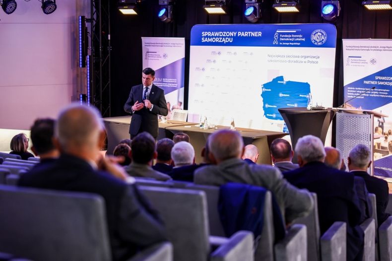 Samorządowcy z Małopolski debatowali o przyszłości lokalnej energetyki i rozwoju gospodarczym. Małopolska