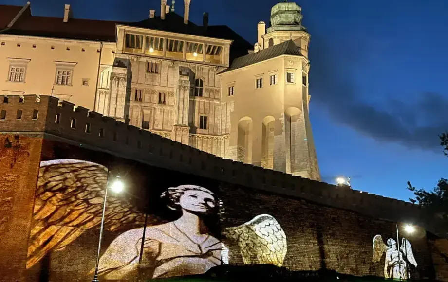 „Korona i Państwo – 1000 lat Królestwa” – spektakl multimedialny na Wawelu. Gmina Nowy Wiśnicz