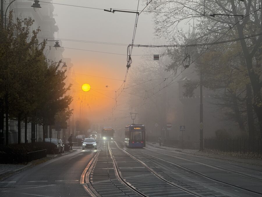 Uwaga na gęste mgły!. Kraków