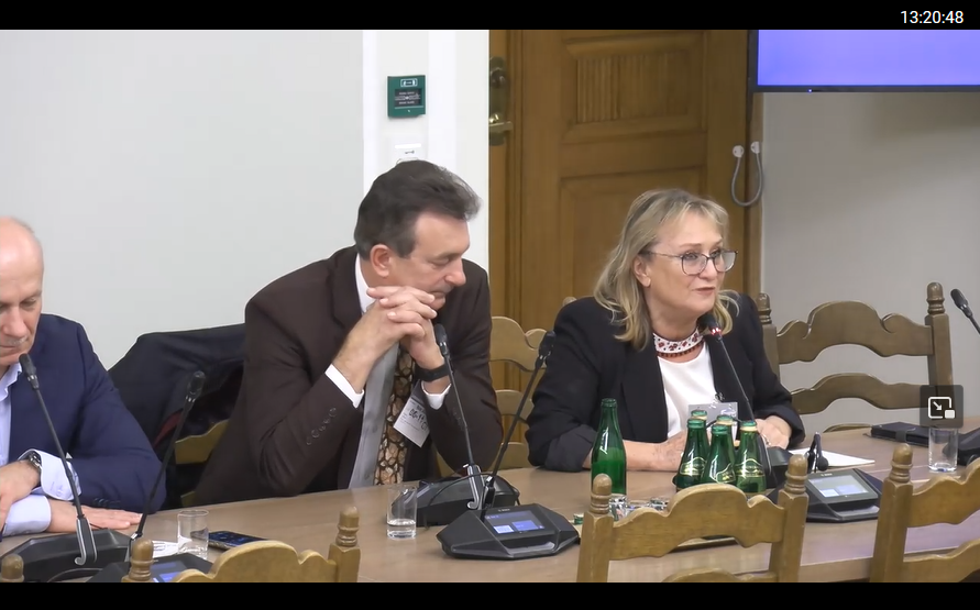 Posiedzenie Parlamentarnego Zespołu ds. zrównoważonego rozwoju turystyki na terenach górskich z udziałem Wójt Gminy Sękowa Małgorzaty Małuch. Gmina Sekowa