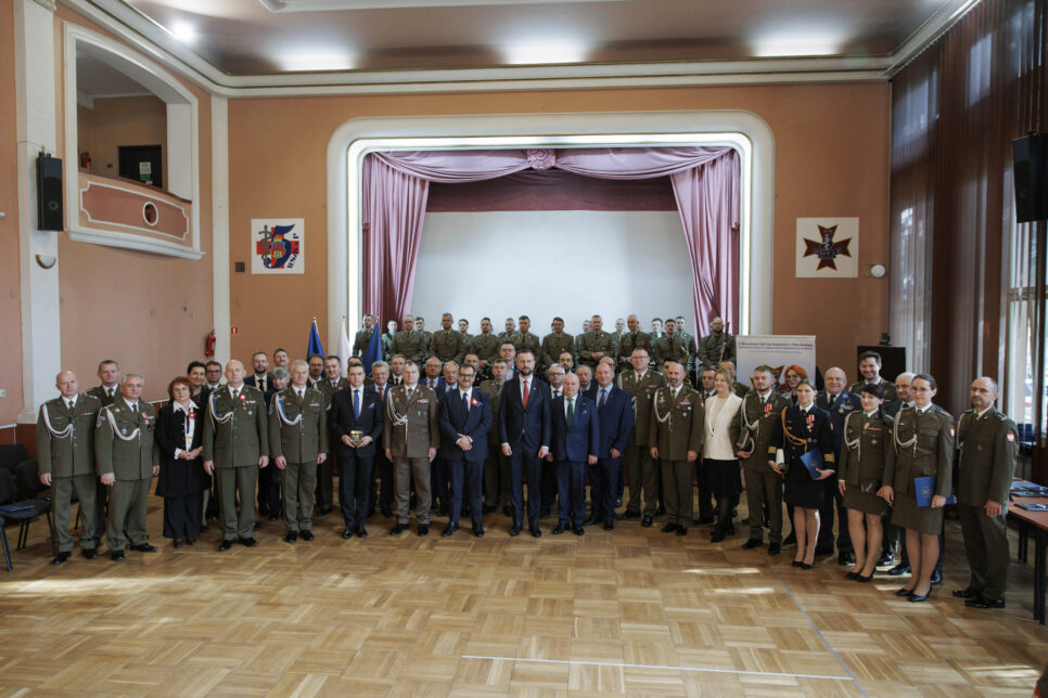 Uroczyste Obchody Narodowego Święta Niepodległości w 5 Wojskowym Szpitalu Klinicznym z Polikliniką SPZOZ w Krakowie. Małopolska