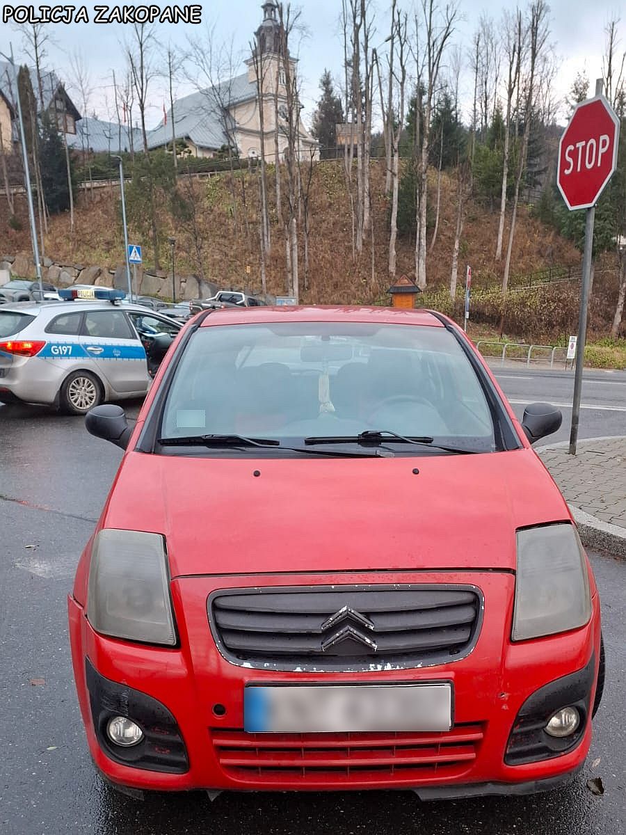 Tatrzańscy policjanci zatrzymali dwóch pijanych kierowców. Zakopane