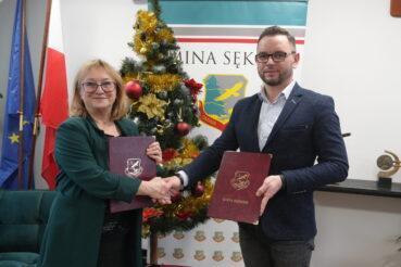 Gmina Sękowa uruchamia nową linię transportu publicznego na trasie Sękowa – Jasionka – Sękowa. Gmina Sekowa