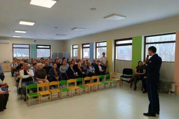 Dzień Babci i Dziadka w towarzystwie policjantów z powiatu wadowickiego . Wadowice