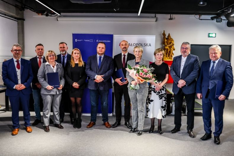 Ponad 40 mln zł na rewitalizację, trasy rowerowe, kulturę i ekologię w Oświęcimiu, Chełmku i gminie Babice. Małopolska