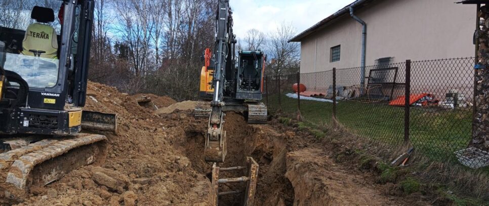 Postępy budowy kanalizacji sanitarnej w Gminie Raba Wyżna ze środków KPO. Raba Wyżna