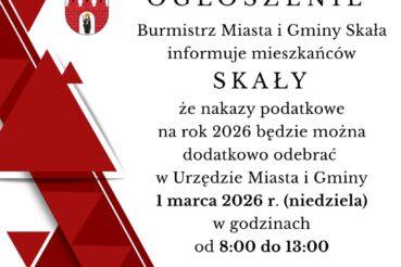 Odbiór nakazów podatkowych w budynku UMiG Skała. Gmina Skała